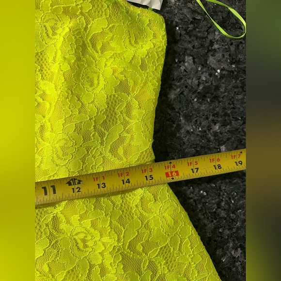 J. Crew Sleeveless Neon Chartreuse Lace Overlay Back Zip Dress Size 8 Medium NWT - Picture 15 of 16